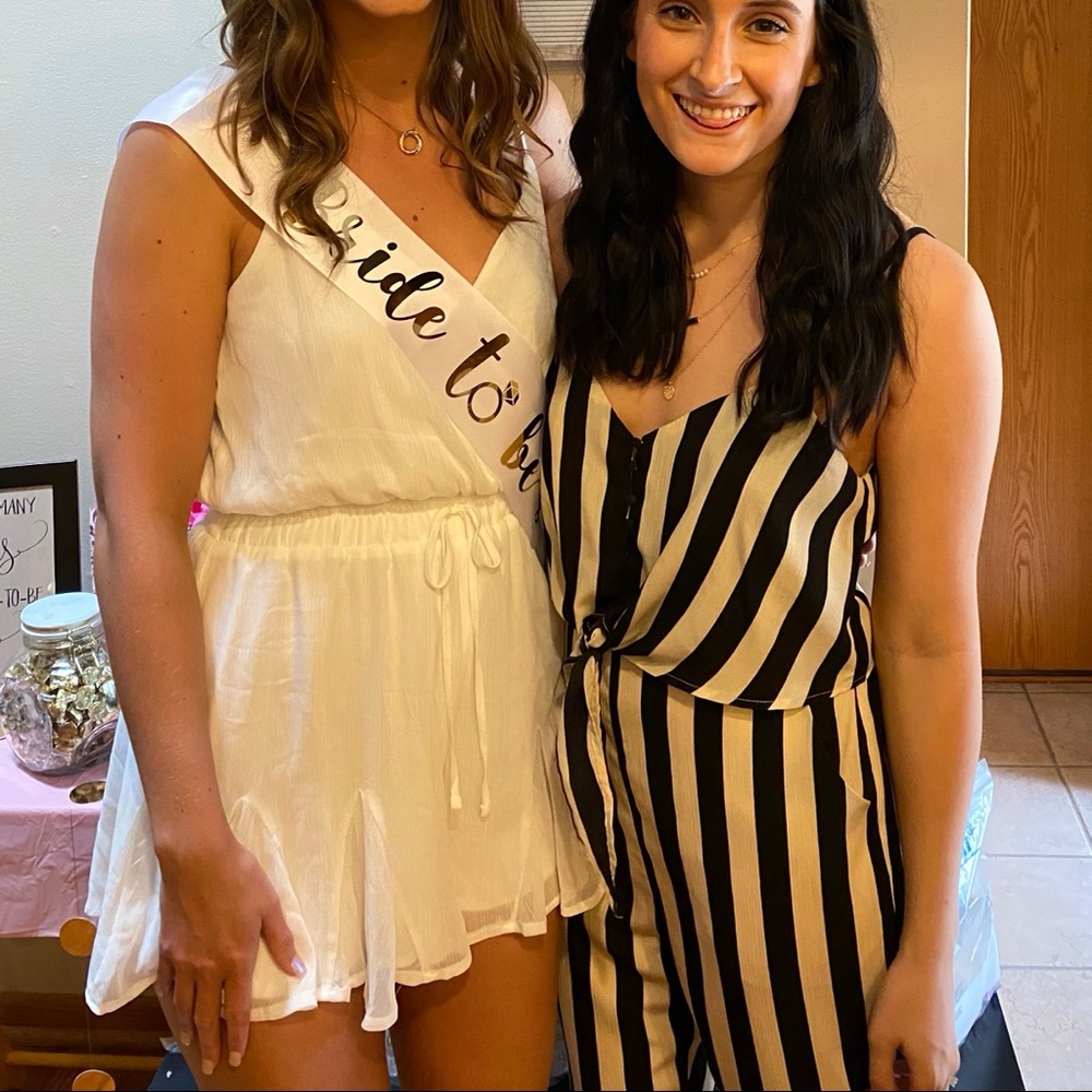 Francescas Solid White Romper Size Medium - image 6